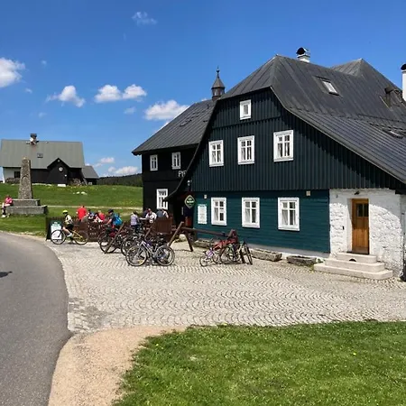 Pyramida - Hotel