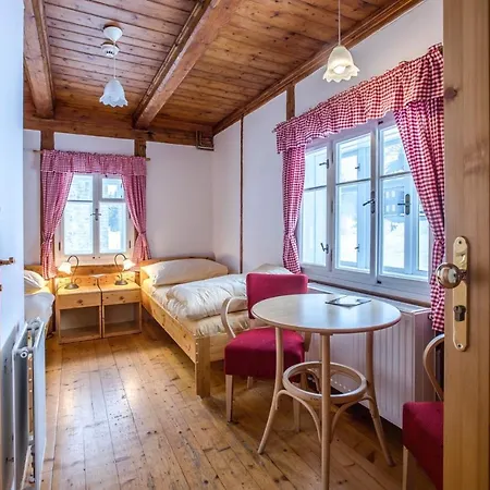 Hotel Pyramida -