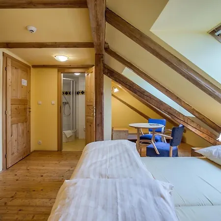 Hotel Pyramida - 3*