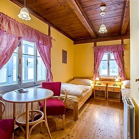Hotel Pyramida -