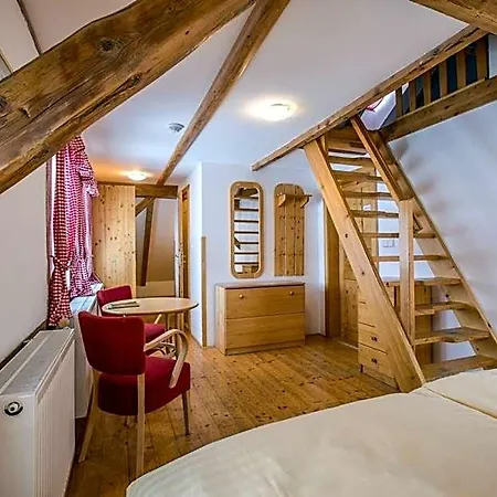 Pyramida - Hotel
